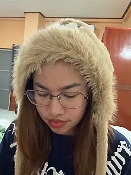 Ponthip online show from February 2, 7:46 pm