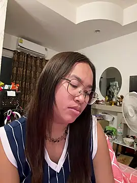 Ponthip online show from July 15, 4:36 pm