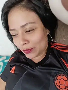 Snapshot of gabriela_grace1 chatting on June 18, 2:32 am gabriela grace1 online show from June 18, 2:32 am
