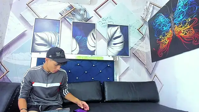 Roman cute online show from January 11, 2:35 pm