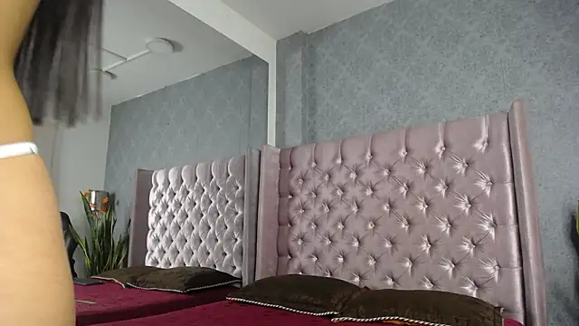 Laurent Morris online show from March 16, 3:04 pm