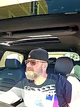 Snapshot of Rockymichael80 chatting on February 28, 8:08 pm Rockymichael80 online show from February 28, 8:08 pm