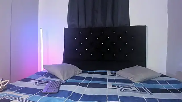 BellaDuval   online show from March 17, 3:09 am