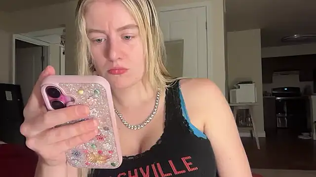 blondebunny999 999 online show from February 17, 4:21 am