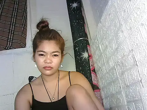 Snapshot of Sexyhotjove chatting on July 11, 3:18 am Sexyhotjove online show from July 11, 3:18 am