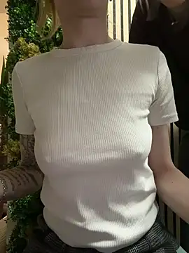 FrancescaZahra online show from February 21, 8:33 pm