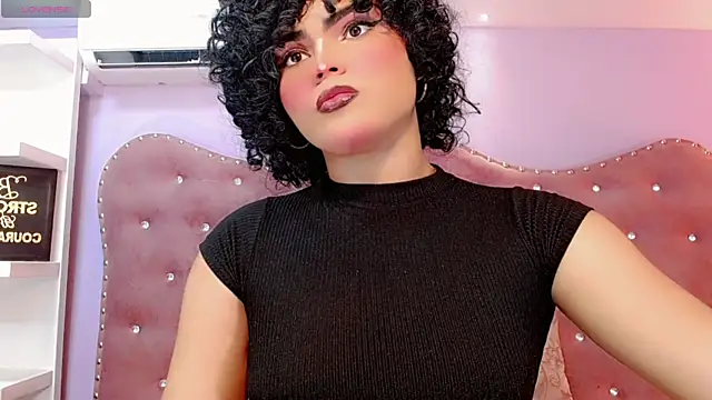 babyAnthonella online show from April 7, 10:06 am