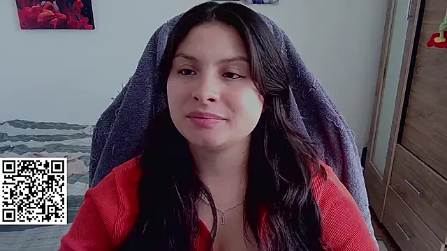 yessica gomez01 online show from April 15, 7:18 pm