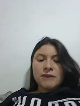 Snapshot of yessica_gomez01 chatting on July 2, 3:23 am yessica gomez01 online show from July 2, 3:23 am