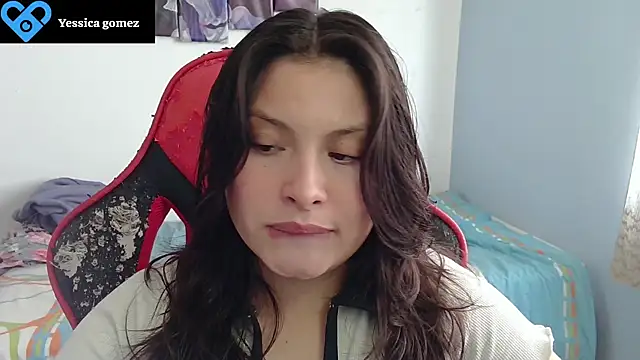 Snapshot of yessica_gomez01 chatting on July 4, 8:35 pm yessica gomez01 online show from July 4, 8:35 pm