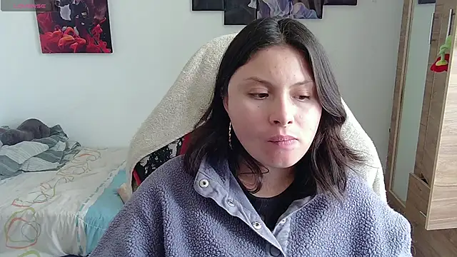 yessica gomez01 online show from May 25, 8:18 pm