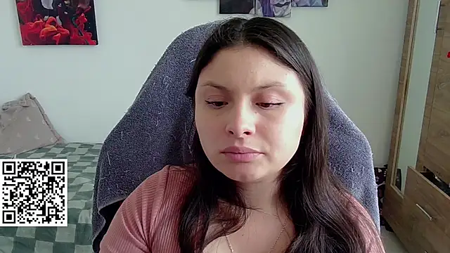 yessica gomez01 online show from March 18, 8:43 pm