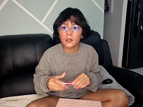 Yumicoco  online show from February 5, 3:35 am