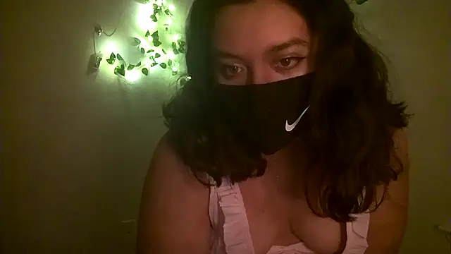 Lunablushh online show from January 16, 3:10 am