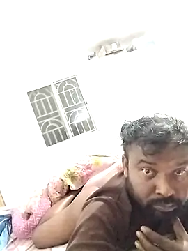 Snapshot of DesiPlayboy09 chatting on February 1, 4:49 pm DesiPlayboy09 online show from February 1, 4:49 pm