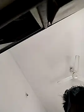 Snapshot of DesiPlayboy09 chatting on January 17, 5:00 am DesiPlayboy09 online show from January 17, 5:00 am