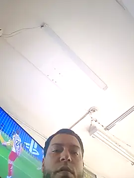 mago vive online show from April 8, 7:04 pm