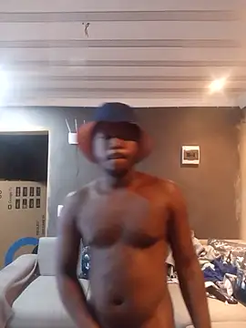 Snapshot of zulu_good_dick chatting on July 19, 5:32 pm zulu good dick online show from July 19, 5:32 pm