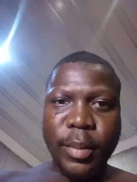Snapshot of zulu_good_dick chatting on May 29, 12:49 am zulu good dick online show from May 29, 12:49 am