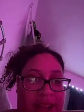 SilkSoleBunnie online show from March 5, 5:37 am