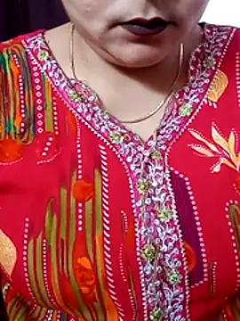 sexy Mal7 online show from February 6, 5:03 am