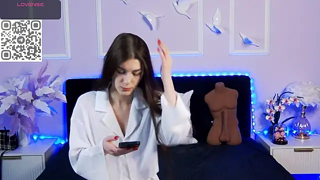 Lindsay Cutie online show from January 13, 3:32 am