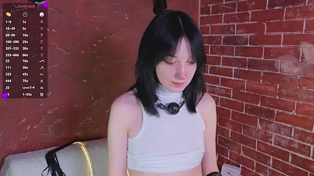 LisaBunnyy online show from February 21, 6:54 pm