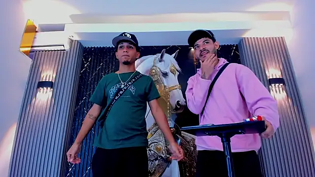 The Gods In Diamonds online show from March 2, 5:08 am