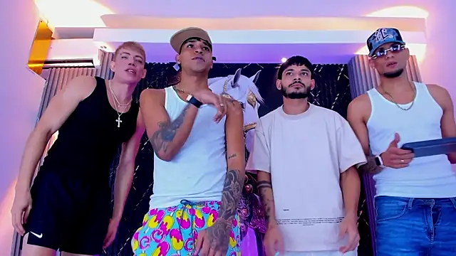 The Gods In Diamonds online show from February 14, 1:33 pm