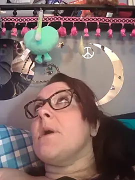 DisireAfterDark online show from February 25, 7:25 pm