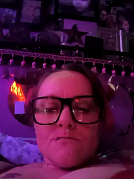 DisireAfterDark online show from February 5, 10:33 am