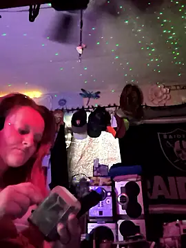 DisireAfterDark online show from February 4, 8:15 pm