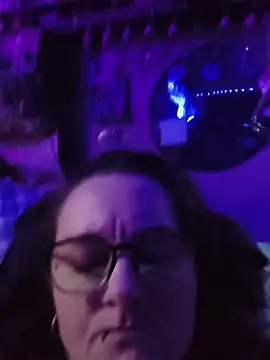 DisireAfterDark online show from March 5, 10:45 am