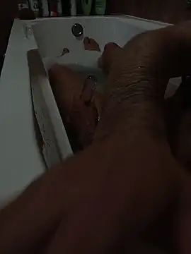 Masztisfiu2 online show from April 13, 5:33 am