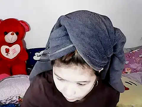 xxhotamizinggirl online show from March 23, 1:33 pm