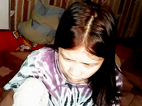 Snapshot of xxhotamizinggirl chatting on May 29, 1:50 pm xxhotamizinggirl online show from May 29, 1:50 pm