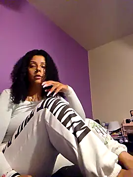 tastesosweet online show from April 11, 6:32 am