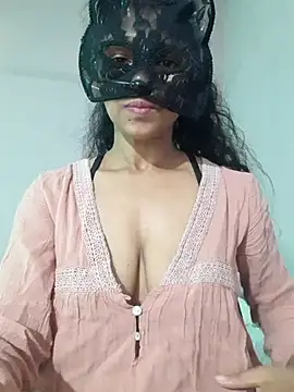 cutehotwife online show from March 7, 3:46 am