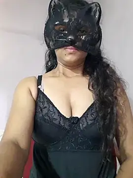 cutehotwife online show from March 24, 5:07 am