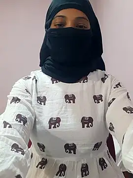 cutehotwife online show from March 1, 6:02 am