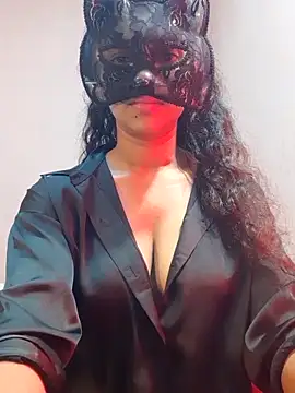 cutehotwife online show from April 26, 3:09 pm