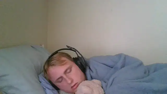 dsommers23 online show from July 14, 8:48 pm