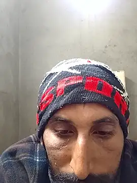 Snapshot of kulwantj chatting on January 12, 7:04 am kulwantj online show from January 12, 7:04 am