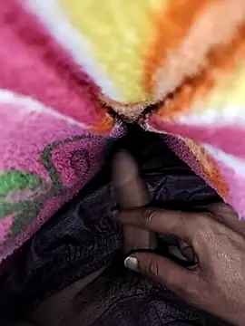 Snapshot of kulwantj chatting on January 13, 6:23 pm kulwantj online show from January 13, 6:23 pm