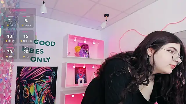 Siena aa online show from April 15, 6:12 pm