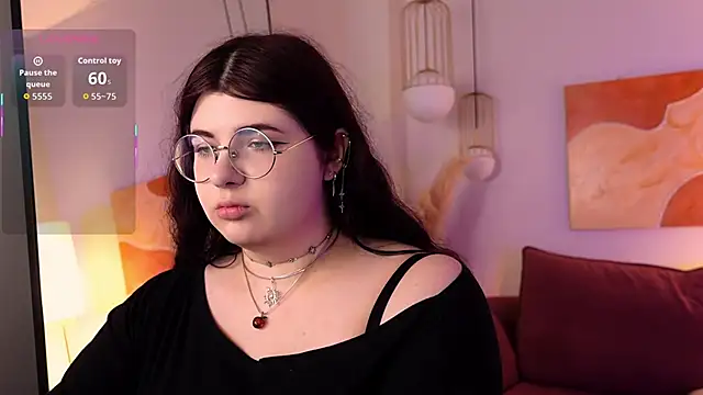 Siena aa online show from April 8, 8:54 pm