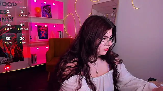 Siena aa online show from February 28, 9:03 pm