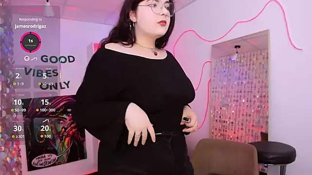 Siena aa online show from April 16, 9:04 pm