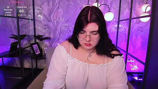 Siena aa online show from March 7, 10:04 pm