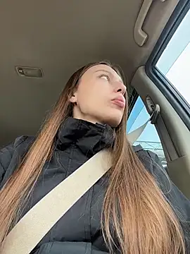 LeiaMood online show from April 2, 5:25 am